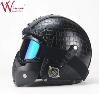 Casco da moto a faccia piena Imitazione di pelle di coccodrillo Retro con occhiali rimovibili
